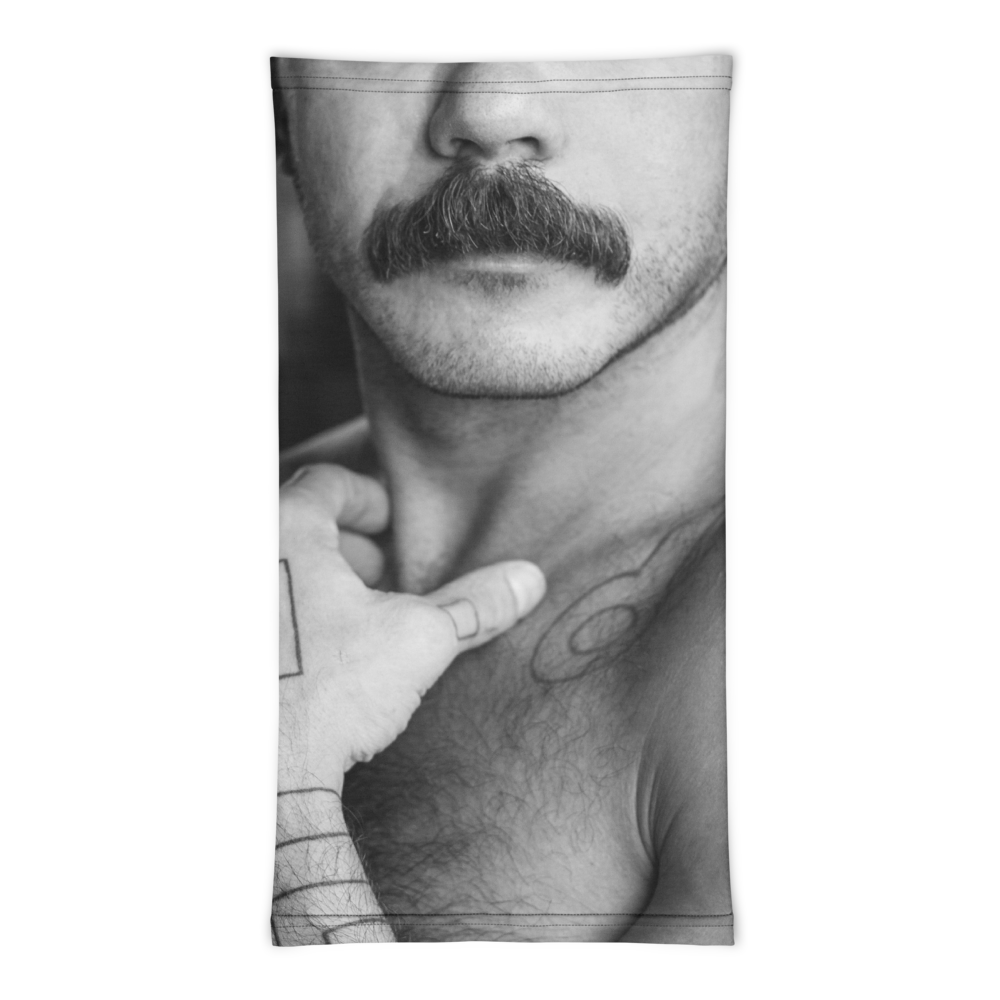 Mustache Ride Neck Gayter