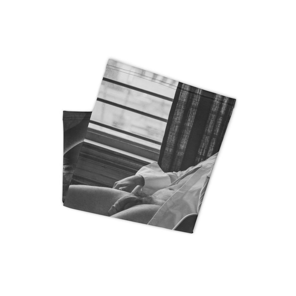 B&W Neck Gayter